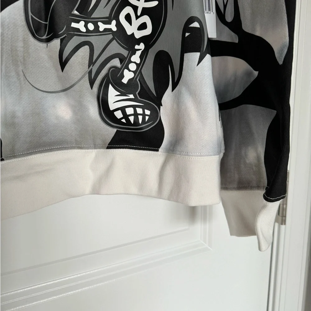 SOLD - Disney Parks Halloween Vampire Mickey Spooky Pullover Sweater (Size:L) - Picture 15 of 15